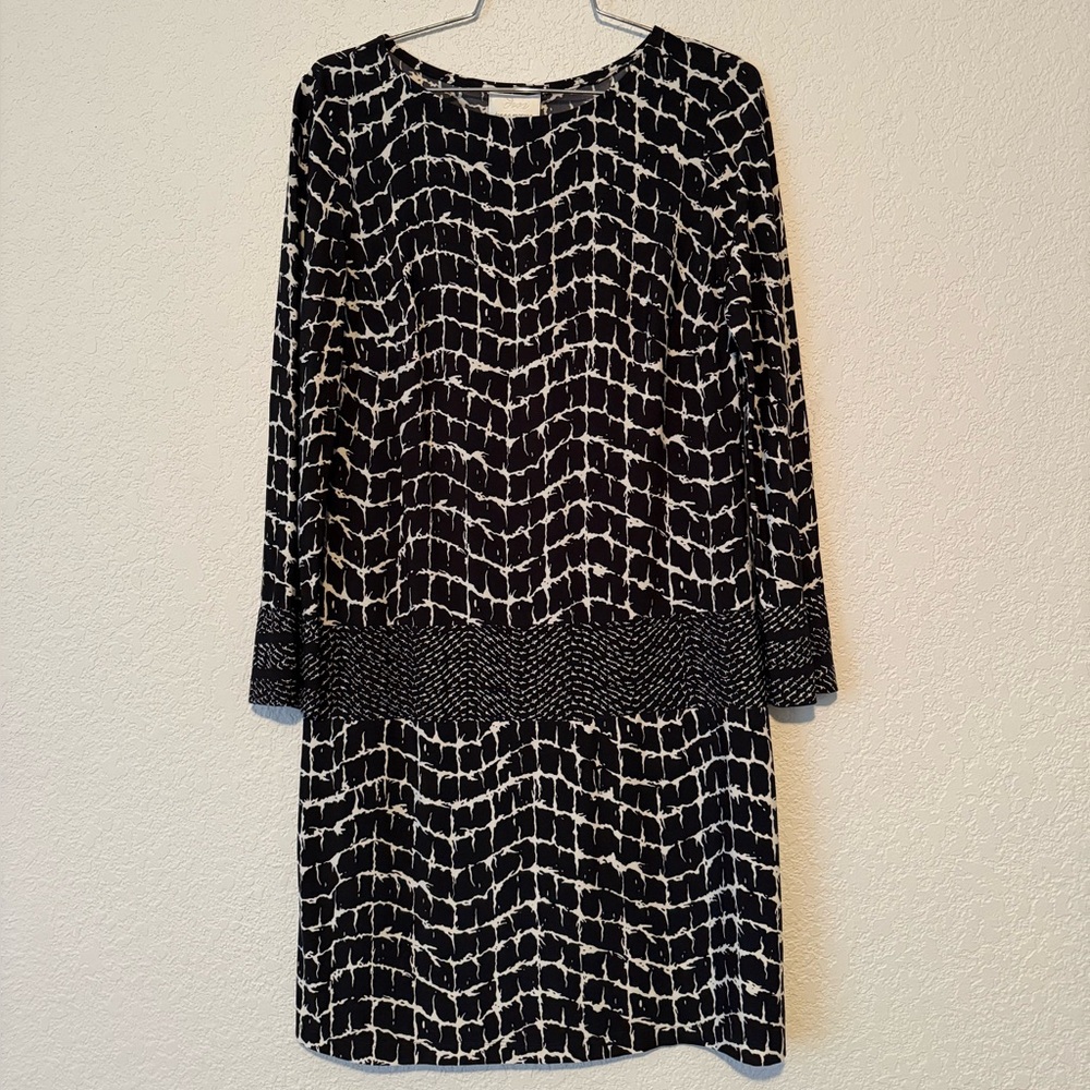 Donna Morgan Black and White Long Sleeve Dress